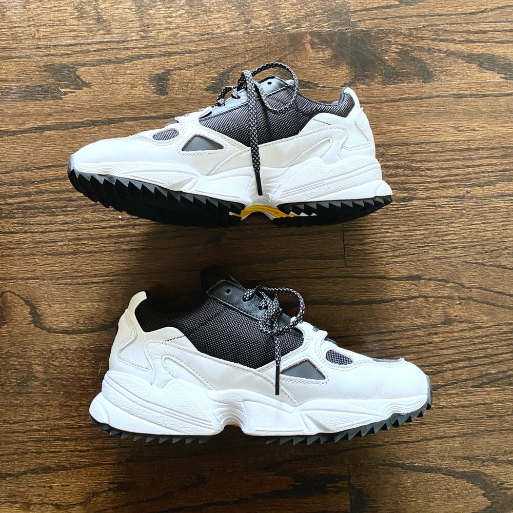 Women’s Adidas Sneakers